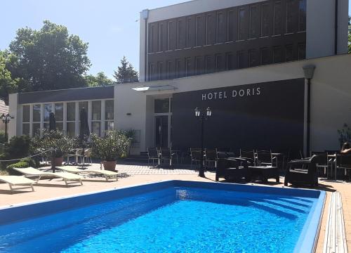 Imagen general del Hotel Doris, Siofok. Foto 2