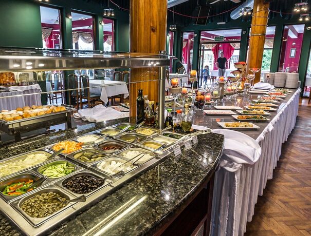 Imagen del bar/restaurante del Hotel Doris Spa. Foto 13