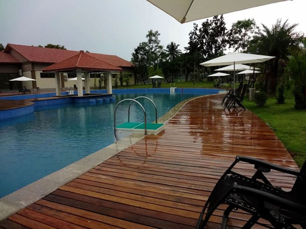 Imagen de la piscina del Hotel Dorkjumpa. Foto 20