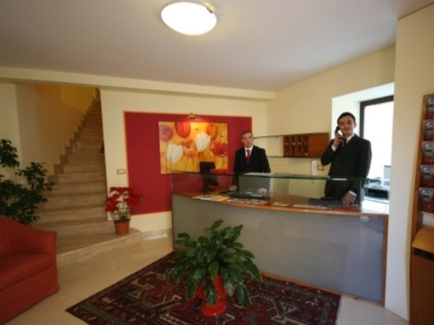 Imagen general del Hotel D'orleans. Foto 3