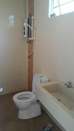 Imagen de los interiores del Hotel Dorm Melati Pak Abu - Hostel. Foto 16