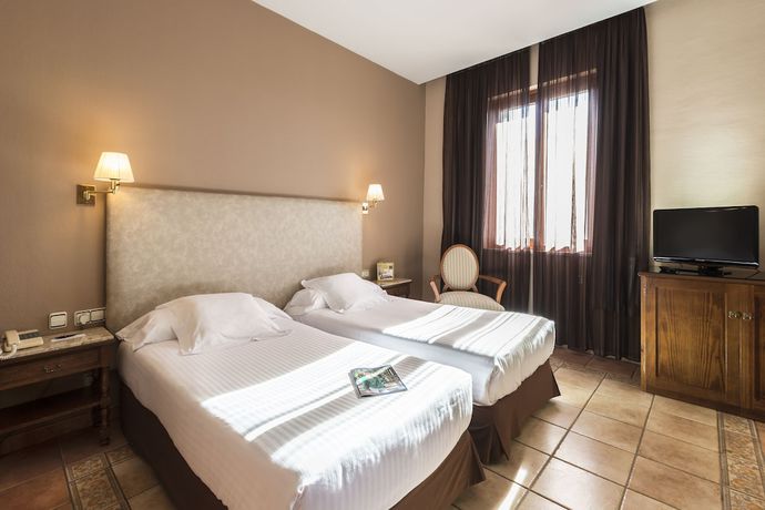 Imagen de la habitación del Hotel Dorma Alfonso VIII. Foto 6