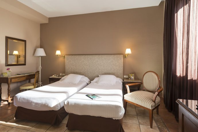 Imagen de la habitación del Hotel Dorma Alfonso VIII. Foto 11