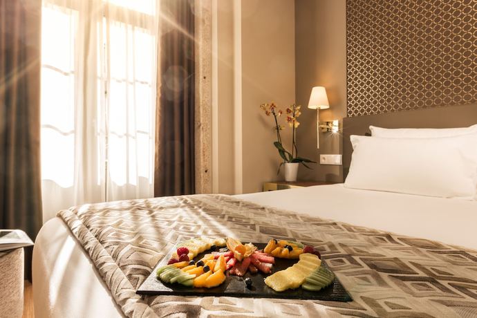 Imagen de la habitación del Hotel Dorma Almada Porto. Foto 1