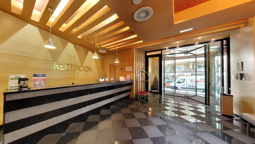 Imagen de los interiores del Hotel Dorma Coliseum. Foto 19