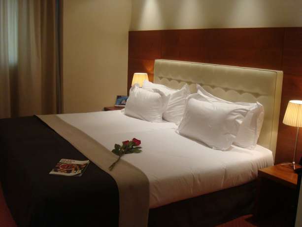 Imagen de la habitación del Hotel Dorma Coliseum. Foto 10