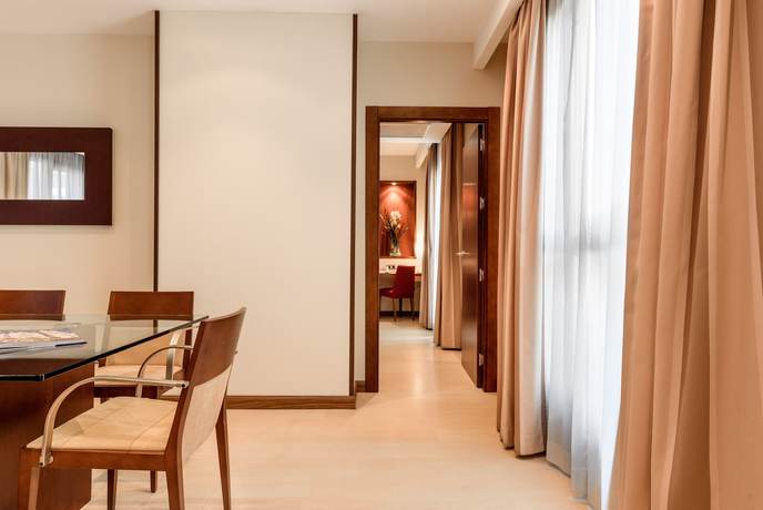 Imagen de los interiores del Hotel Dorma Le&oacute;n. Foto 11