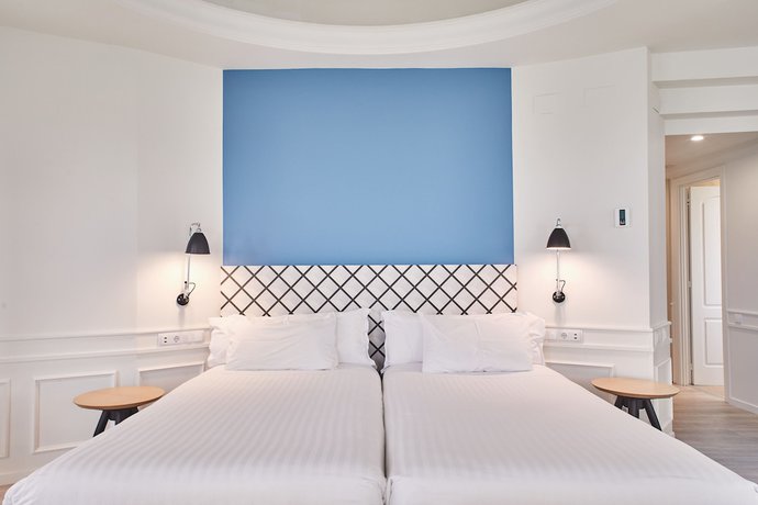 Imagen de la habitación del Hotel Dorma Sardinero. Foto 15