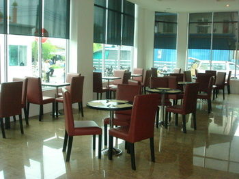 Imagen de la habitación del Hotel Dormani Kuching. Foto 10