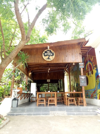 Imagen del bar/restaurante del Hotel Dorme Tree. Foto 5