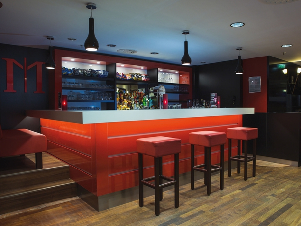 Imagen del bar/restaurante del Hotel Dormero Dresden City. Foto 2