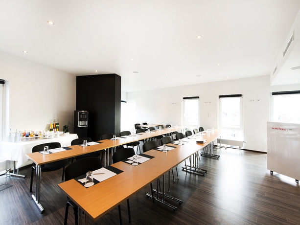 Imagen de los interiores del Hotel Dormero Frankfurt Messe. Foto 12