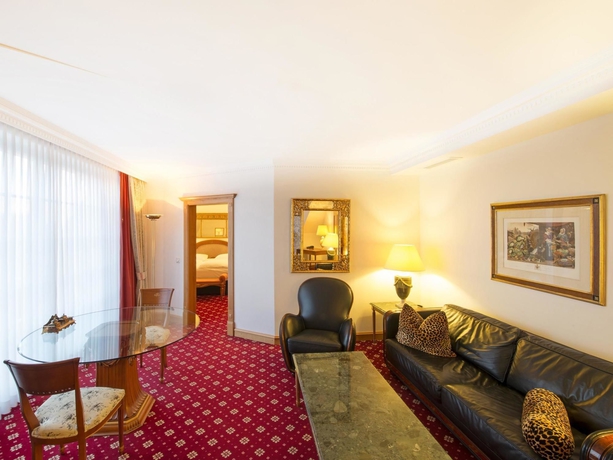 Imagen de los exteriores del Hotel Dormero Halle. Foto 11