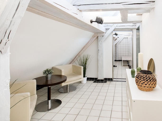 Imagen de la piscina del Hotel Dormero Villingen-schwenningen. Foto 19