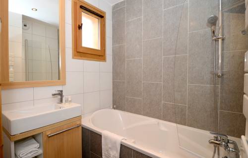 Imagen de la habitación del Hotel Dormio Resort Les Portes Du Grand Massif. Foto 11