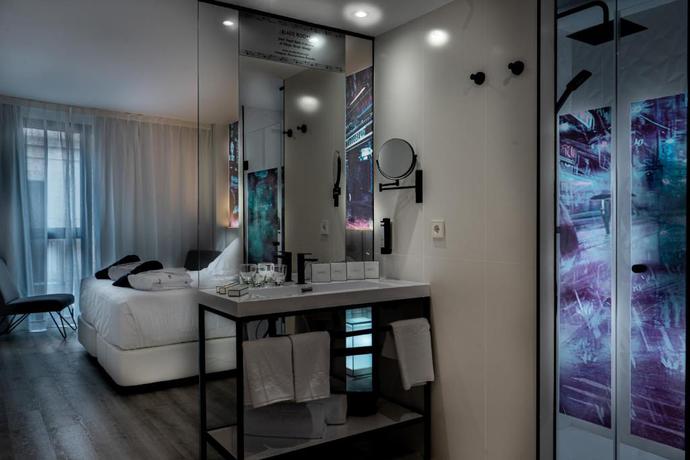 Imagen de la habitación del Hotel Dormirdcine Alicante. Foto 6