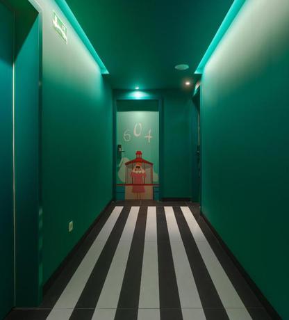 Imagen de los interiores del Hotel Dormirdcine Alicante. Foto 14