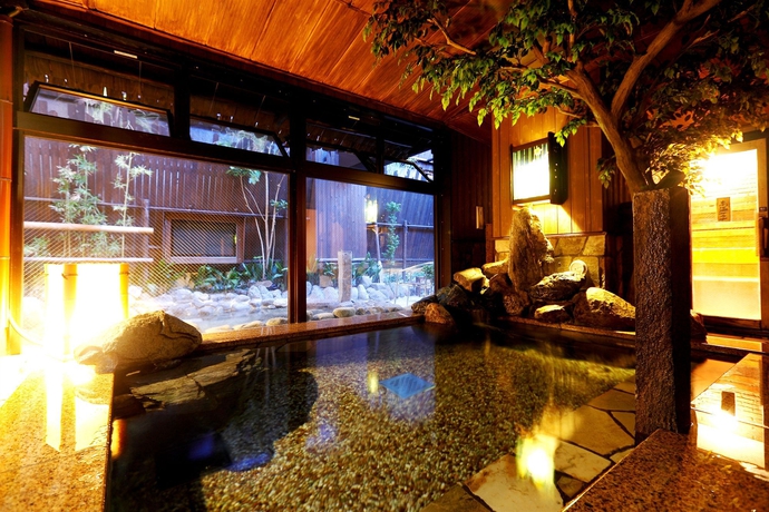 Imagen de la piscina del Hotel Dormy Inn Akihabara Hot Spring. Foto 16