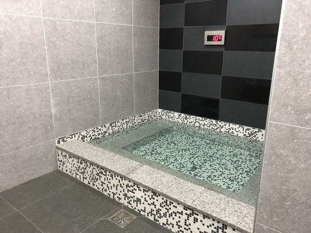 Imagen de la piscina del Hotel Dormy Inn EXPRESS SEOUL Insadong. Foto 19