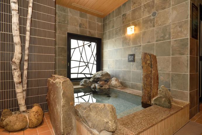 Imagen de la piscina del Hotel Dormy Inn Higashimuroran Natural Hot Spring. Foto 15