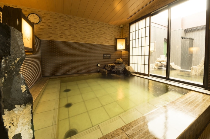 Imagen de la piscina del Hotel Dormy Inn Himeji Natural Hot Spring. Foto 19