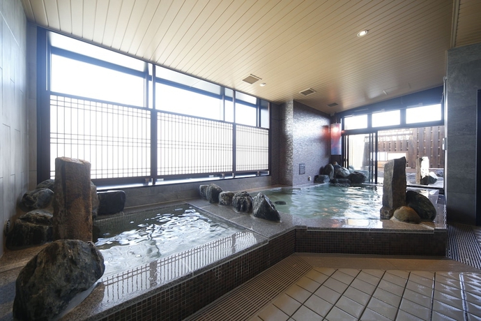 Imagen de la piscina del Hotel Dormy Inn Kofu Marunouchi. Foto 15