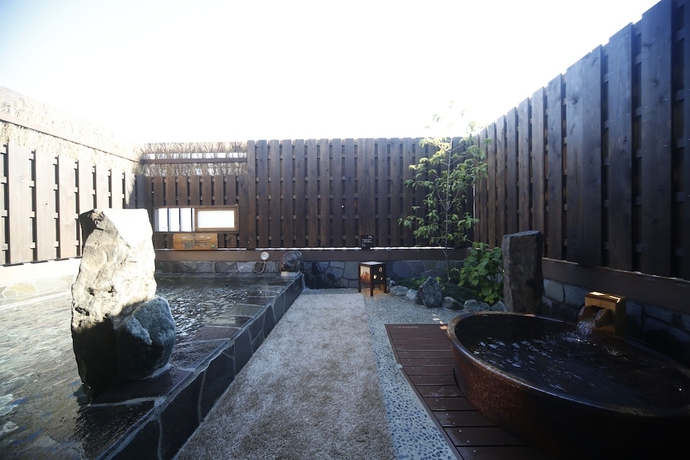 Imagen de la piscina del Hotel Dormy Inn Kofu Marunouchi. Foto 16