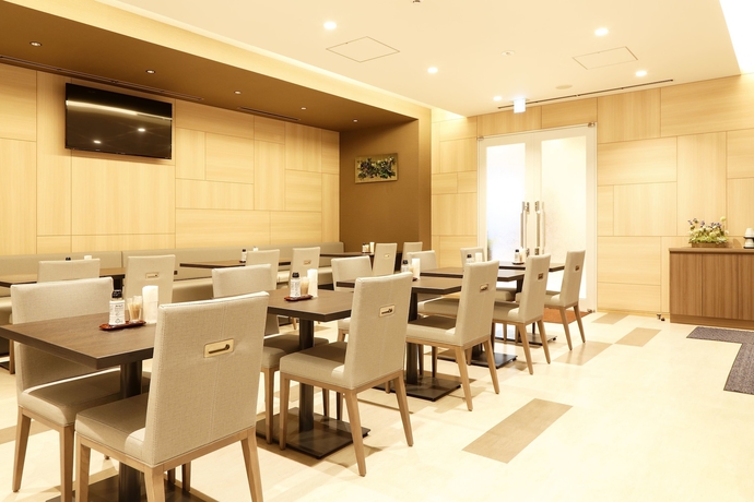 Imagen del bar/restaurante del Hotel Dormy Inn Nagano Zenkounoyu Natural Hot Spring. Foto 9