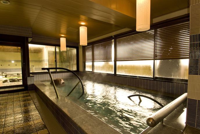 Imagen de la piscina del Hotel Dormy Inn Premium Kyoto Ekimae Natural Hot Spring. Foto 9