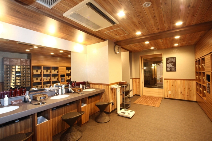 Imagen de la piscina del Hotel Dormy Inn Premium Sapporo Hot Spring. Foto 12