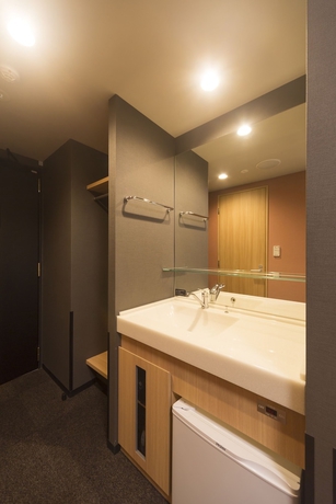 Imagen de la habitación del Hotel Dormy Inn Premium Tokyo Kodenmacho Hot Spring. Foto 3