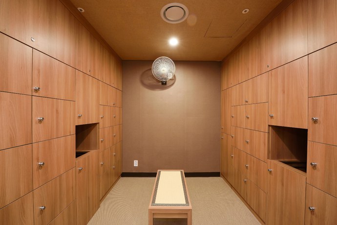 Imagen de la piscina del Hotel Dormy Inn Seoul Gangnam. Foto 19