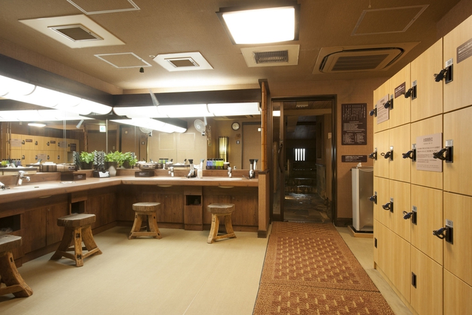 Imagen de la piscina del Hotel Dormy Inn Shinsaibashi Hot Spring. Foto 12