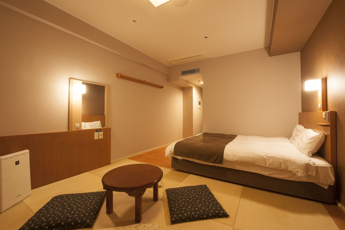 Imagen de la habitación del Hotel Dormy Inn Shinsaibashi Hot Spring. Foto 6