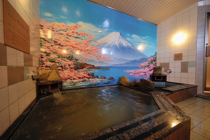Imagen de la piscina del Hotel Dormy Inn Soga Natural Hot Spring. Foto 16