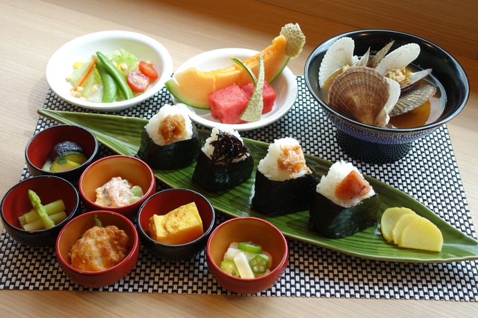 Imagen del bar/restaurante del Hotel Dormy Inn Ueno Okachimachi Hot Spring. Foto 11