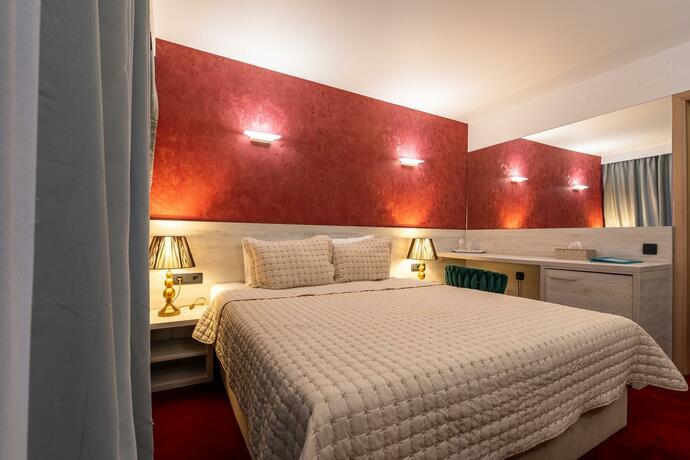 Imagen general del Hotel Dorna, MAMAIA. Foto 10