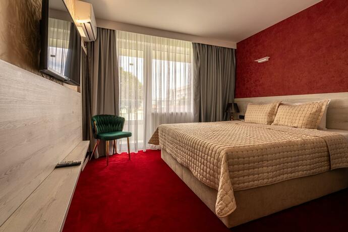 Imagen general del Hotel Dorna, MAMAIA. Foto 21