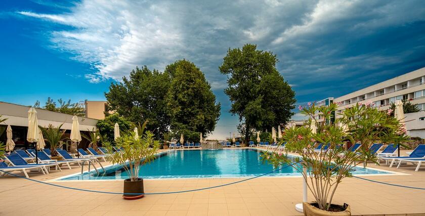 Imagen general del Hotel Dorna, MAMAIA. Foto 44