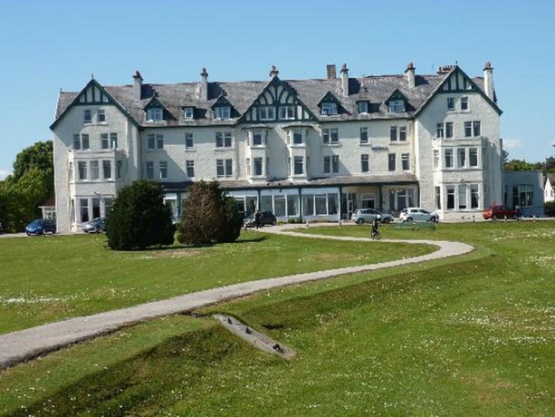 Imagen de los exteriores del Hotel Dornoch Station. Foto 6