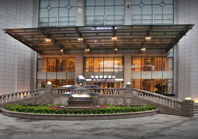 Imagen de los exteriores del Hotel Dorsett Chengdu. Foto 10
