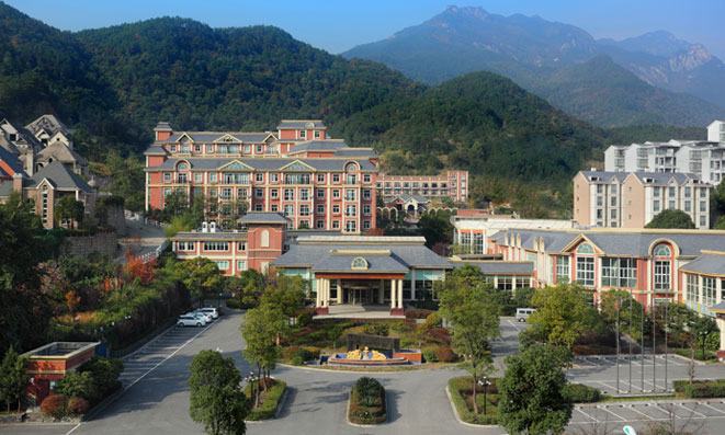 Imagen de los exteriores del Hotel Dorsett Lushan Resort. Foto 6