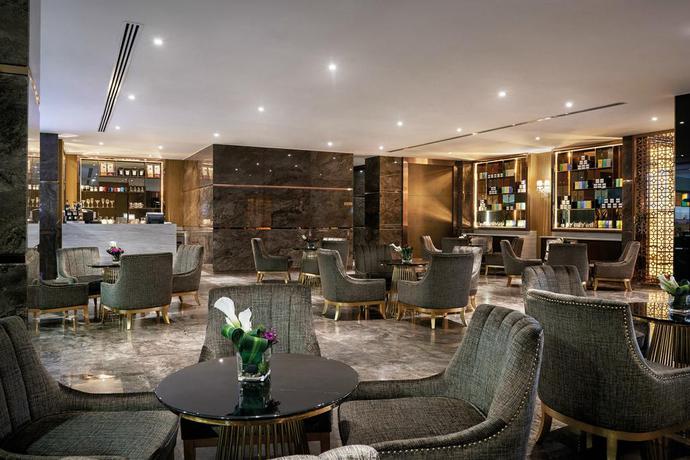 Imagen del bar/restaurante del Hotel Dorsett Putrajaya. Foto 2