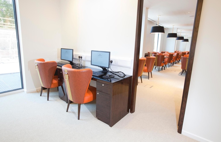 Imagen de los interiores del Hotel Dorsett Shepherds Bush. Foto 12