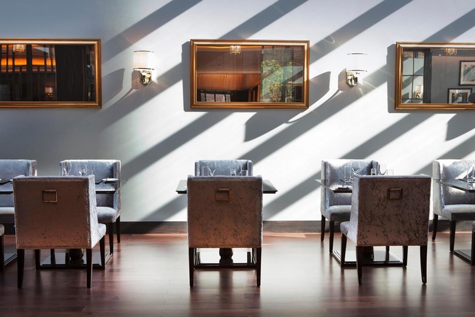 Imagen del bar/restaurante del Hotel Dorsett Shepherds Bush. Foto 3