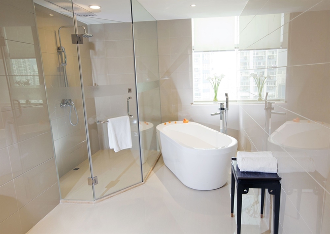 Imagen de la habitación del Hotel Dorsett Wuhan. Foto 2