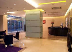 Imagen de los interiores del Hotel Dorure International. Foto 12