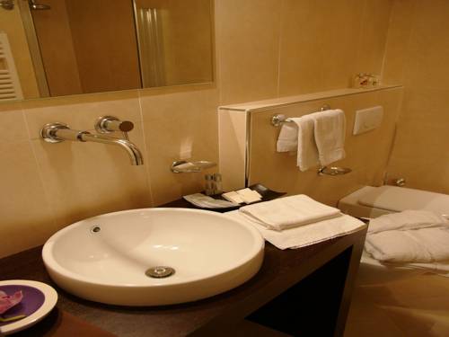 Imagen de la habitación del Hotel Dory and Suite. Foto 4