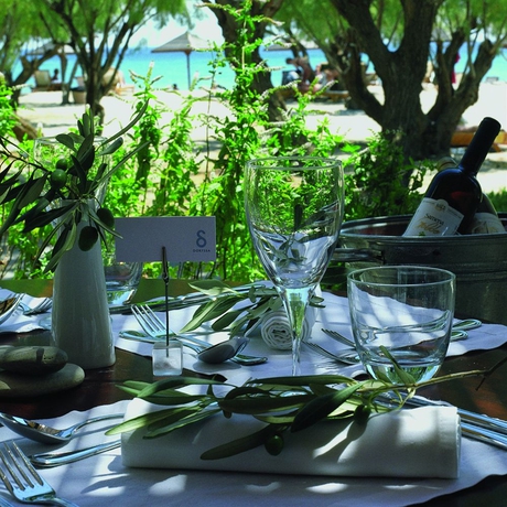 Imagen del bar/restaurante del Hotel Doryssa Seaside Resort. Foto 1