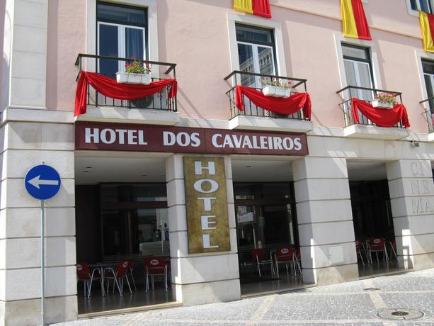 Imagen de los exteriores del Hotel Dos Cavaleiros. Foto 8